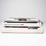 Brother Deluxe 1350 revised typewrite 1971