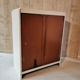 White chest of drawers