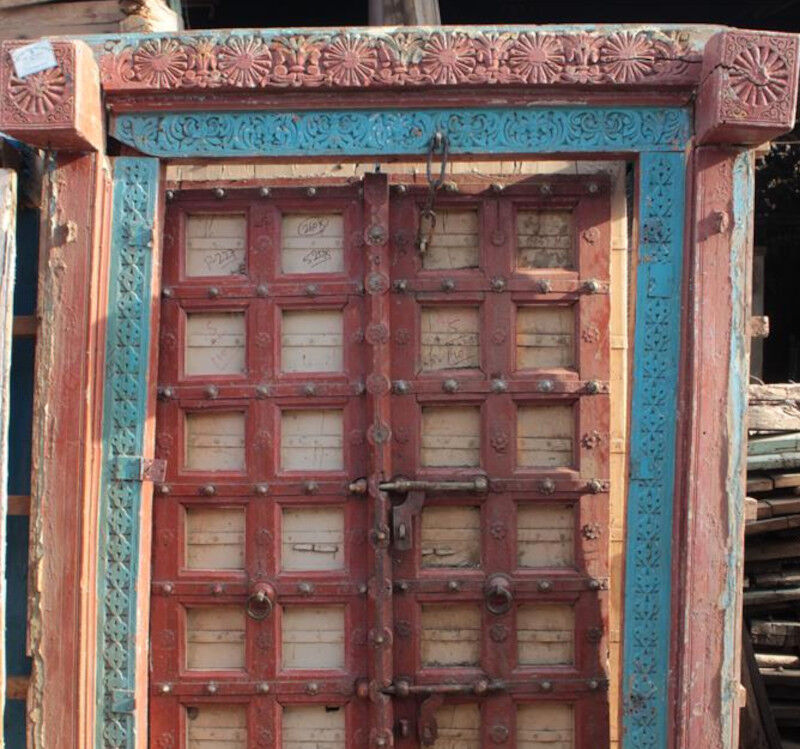 Old Indian door in old teak, piece and patina of origin