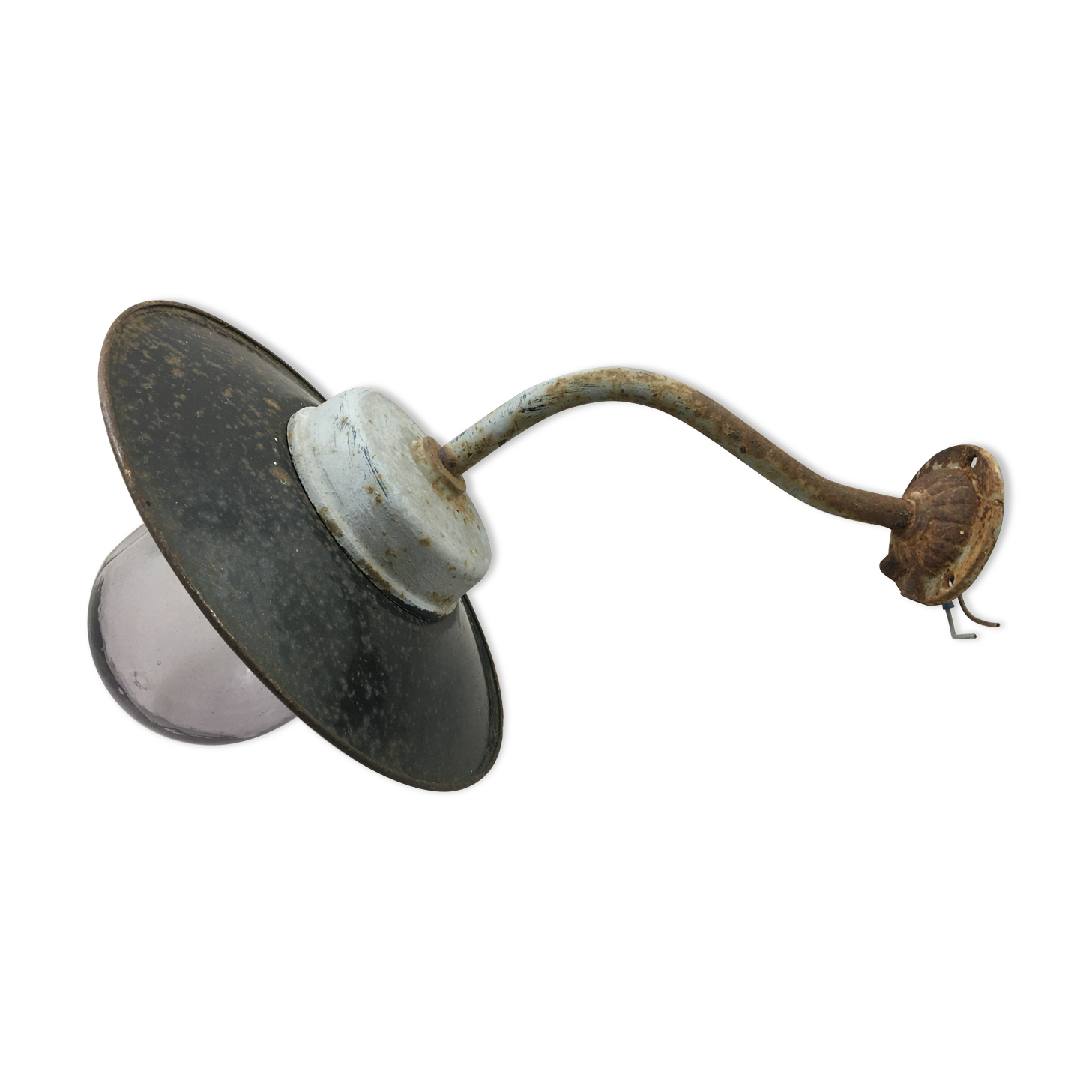 Swan pass yard lamp with undue globe deco garden