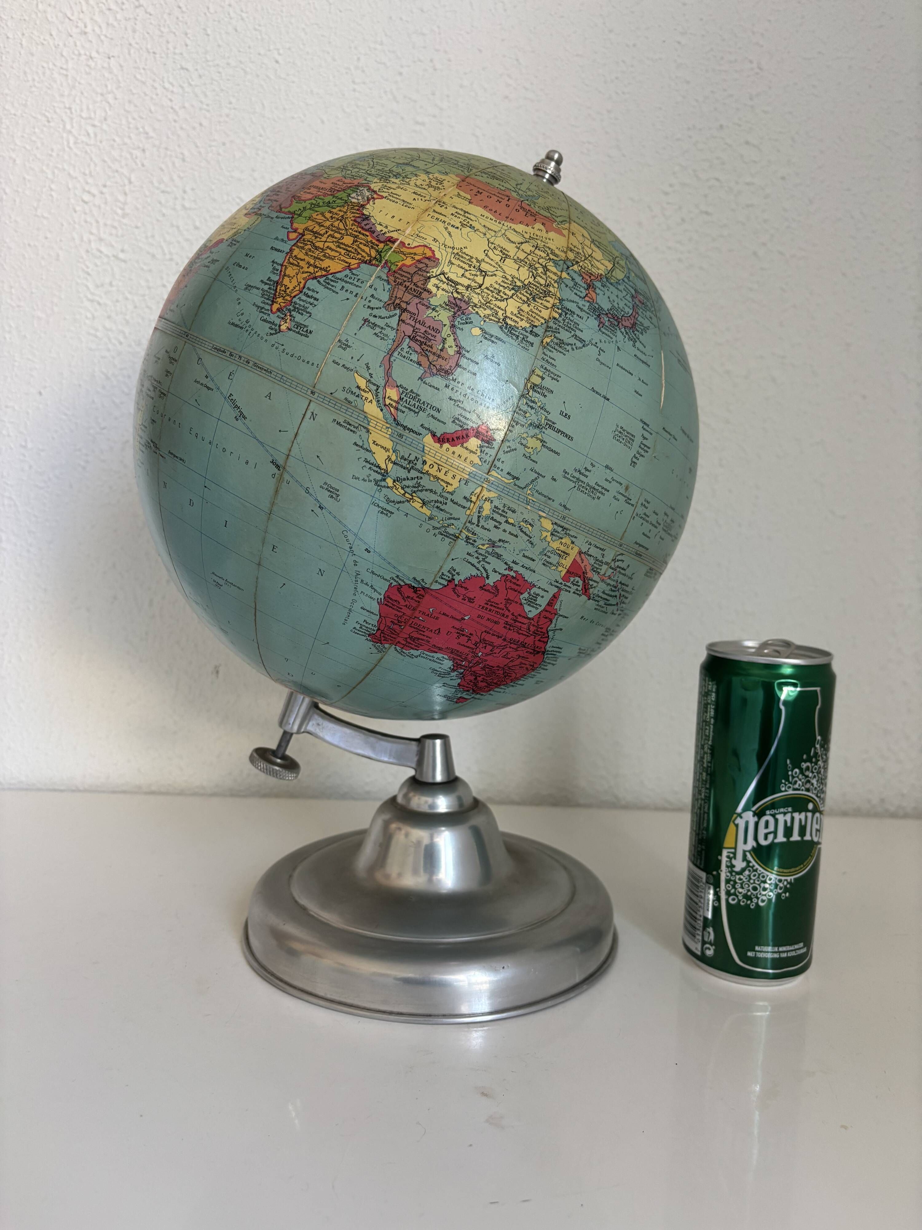 Globe terrestre vintage 1961 mappemonde Taride Paris - 36 cm