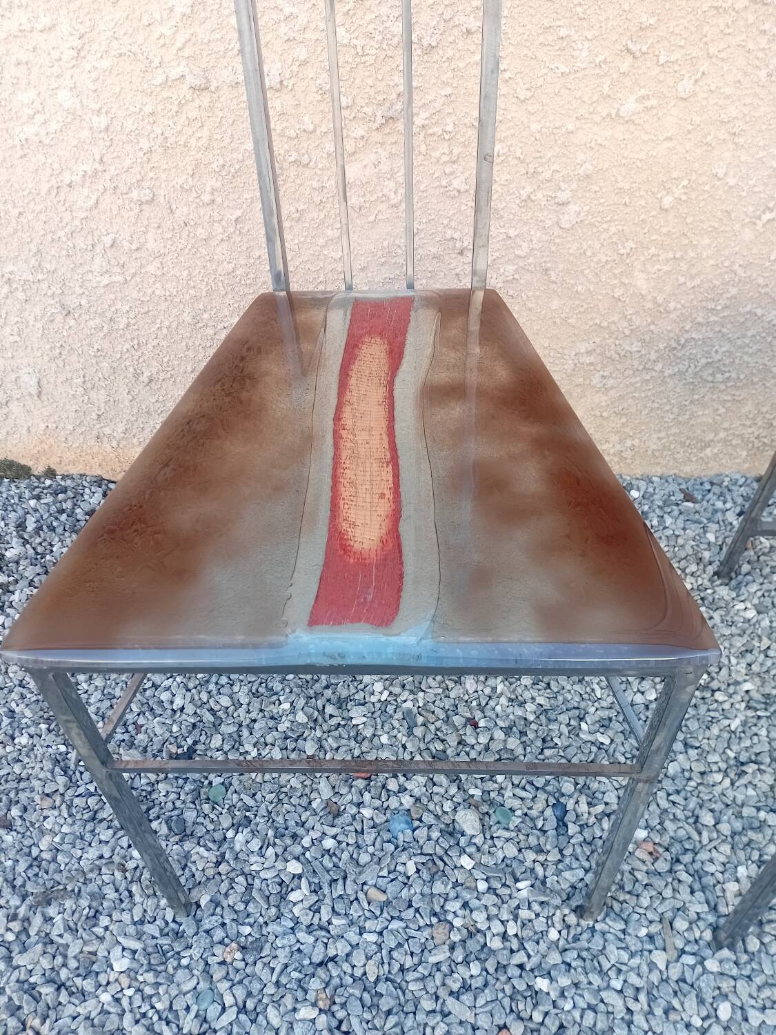 2 sculptural chairs from the 1980s