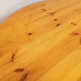 Vintage Scandinavian round dining table by Rainer Daumiller in pine from the 1960s.