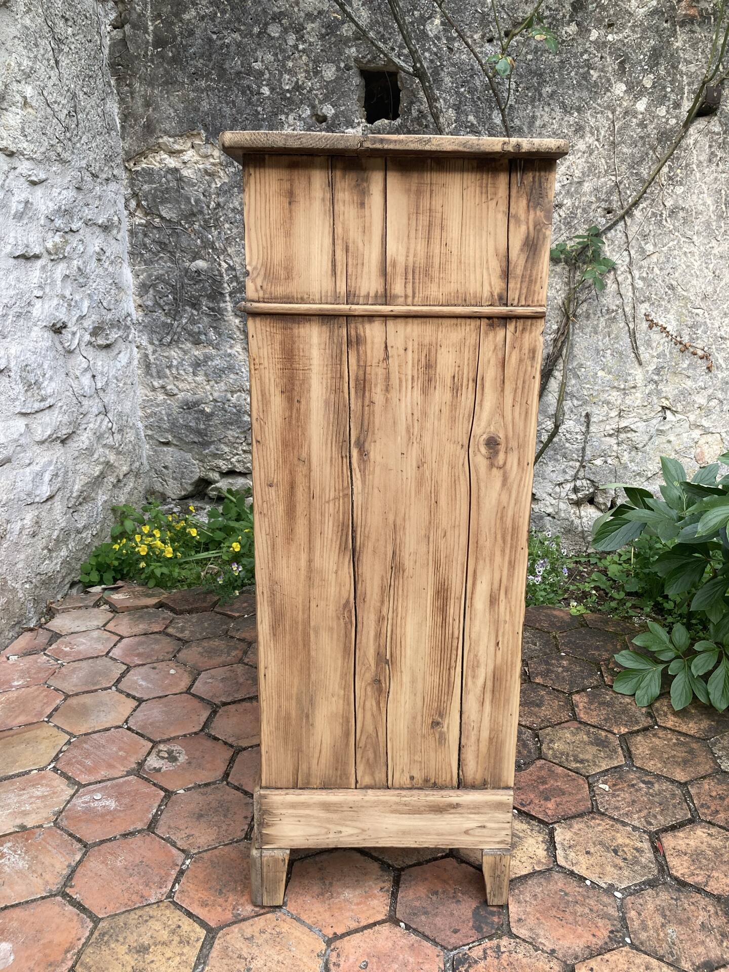 Old buffet