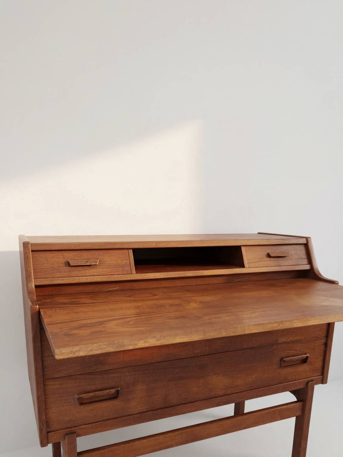 Secretary desk by Arne Wahl Iversen for Vinde Møbelfabrik
