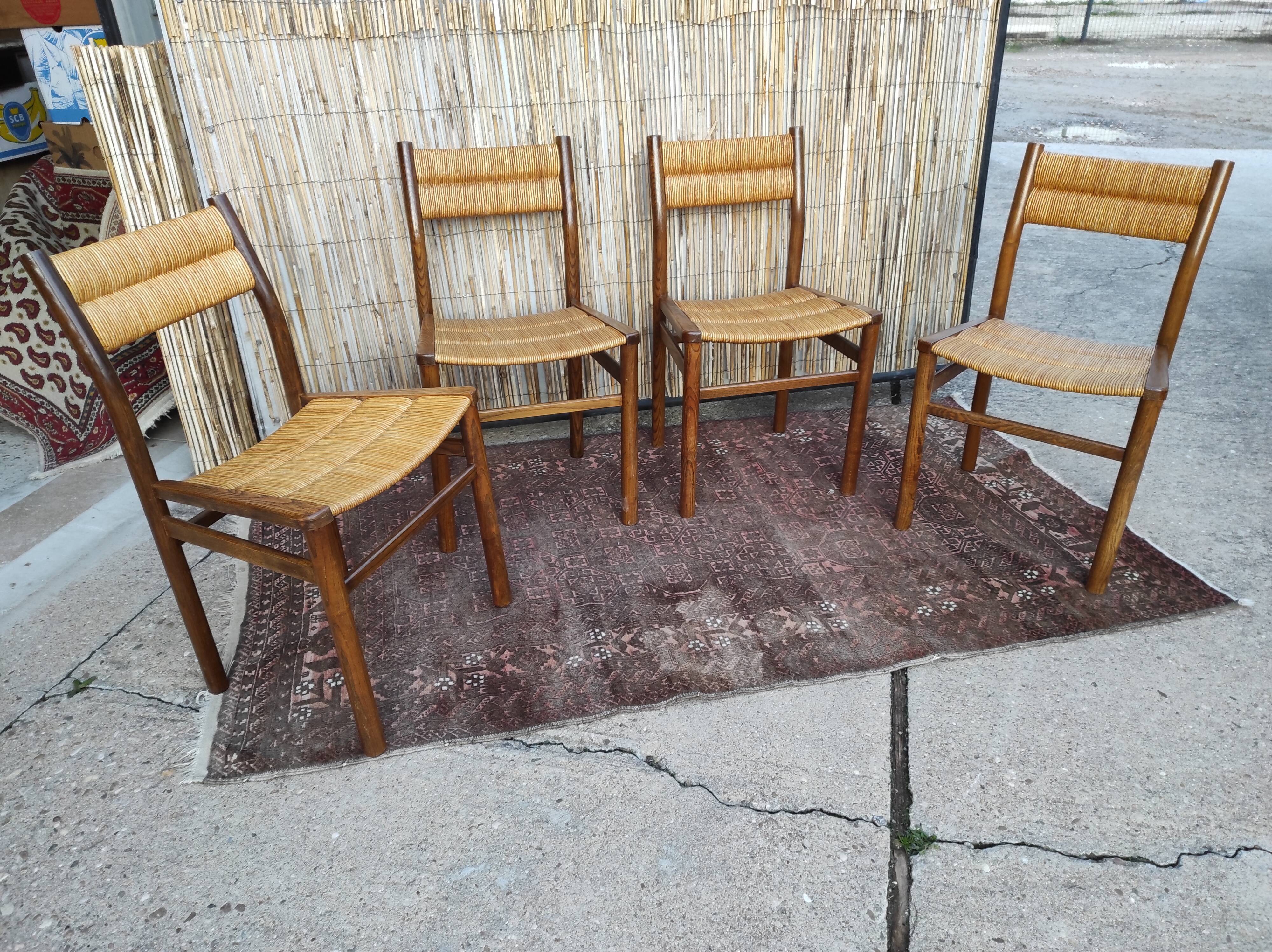 Lot 4 straw chairs by Pierre Gautier-Delaye, weekend model