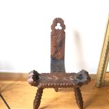 Chaise tripode brutaliste