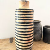 Sejnane terracotta vase