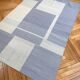 Tapis kilim moderne bleu