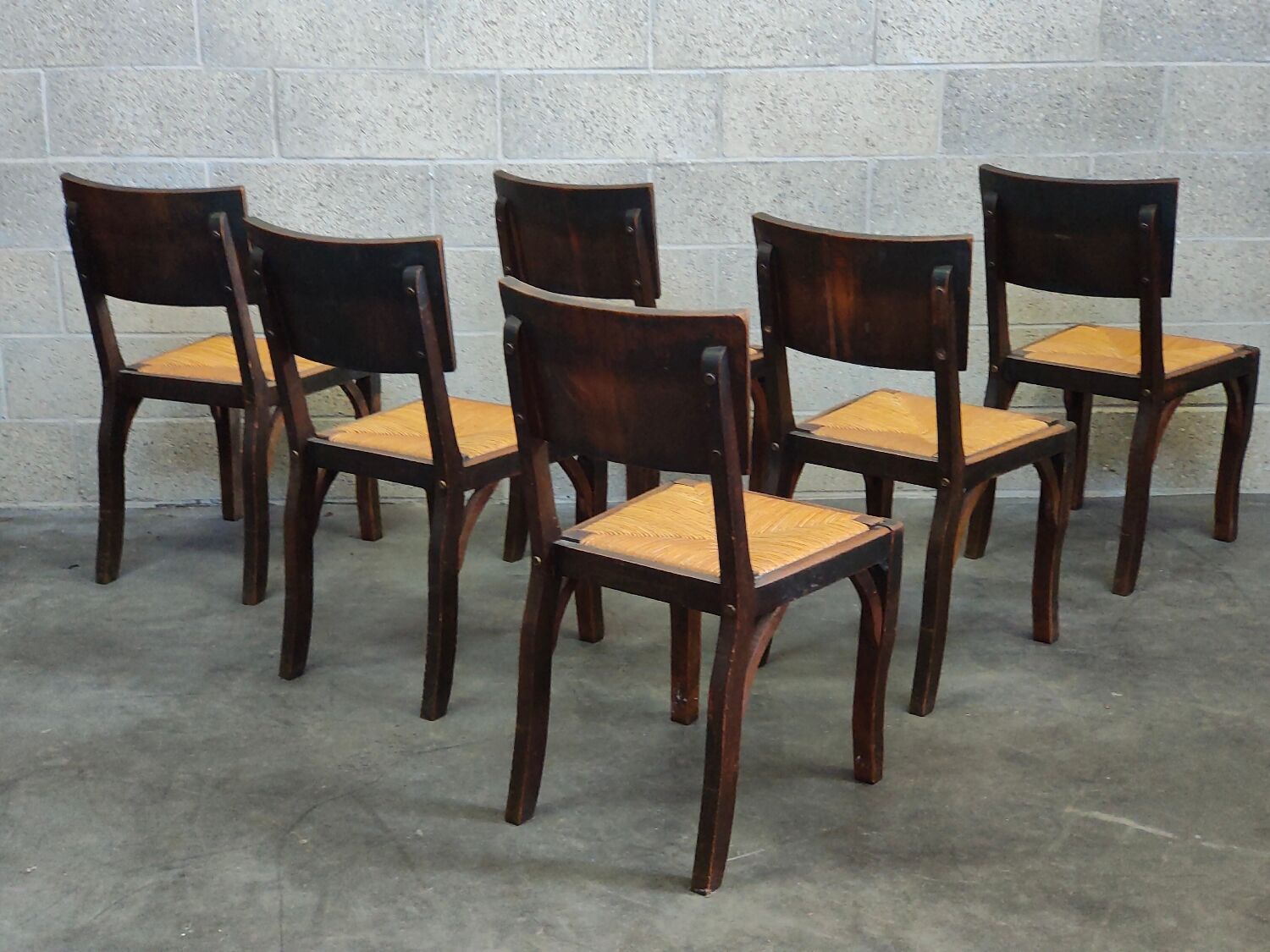 Suite of 6 chairs brutalist style straw and solid oak