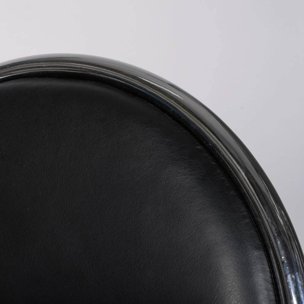 Tubular chair by Ladislav Vrátník