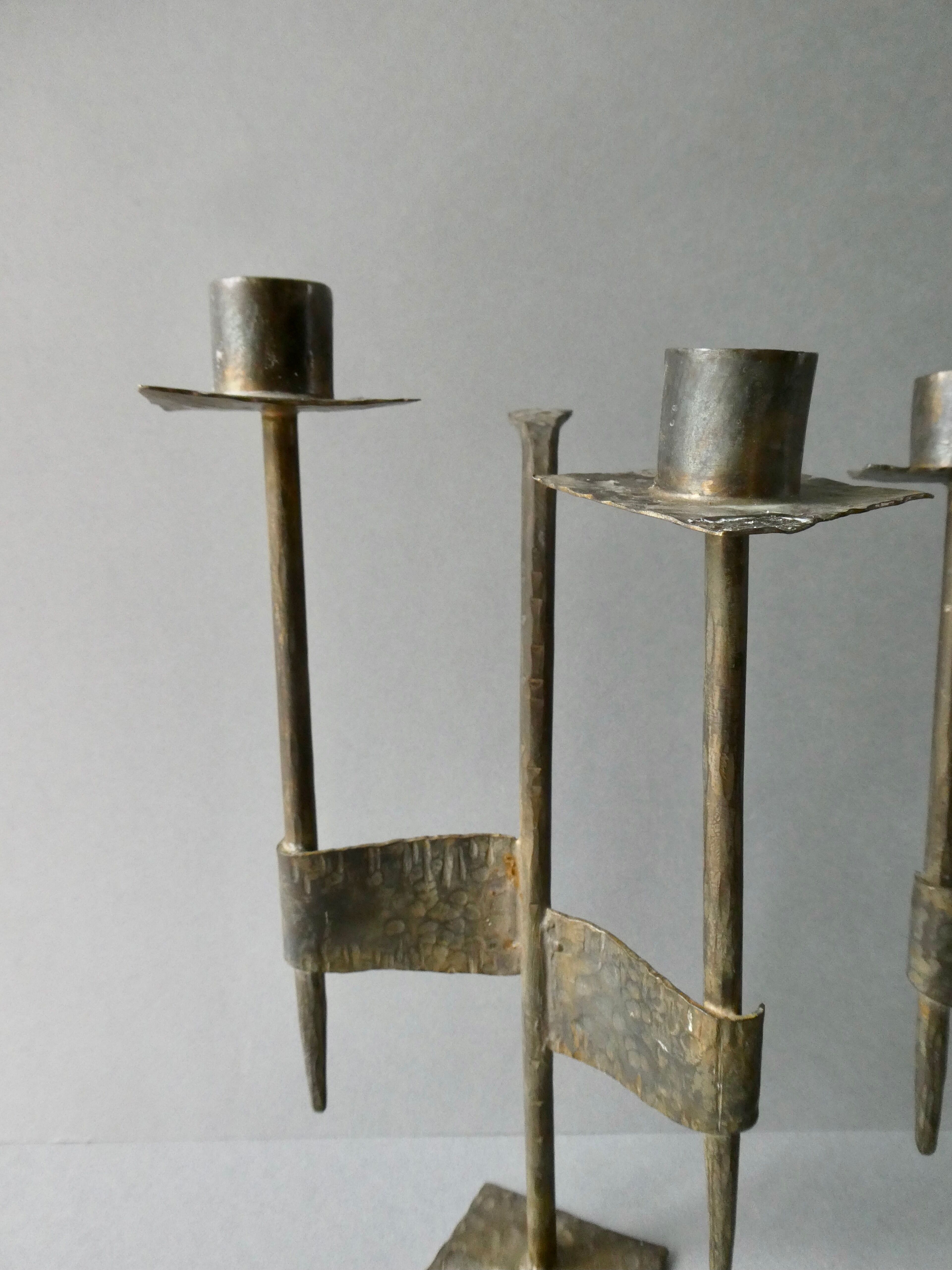 Paire de chandeliers en bronze