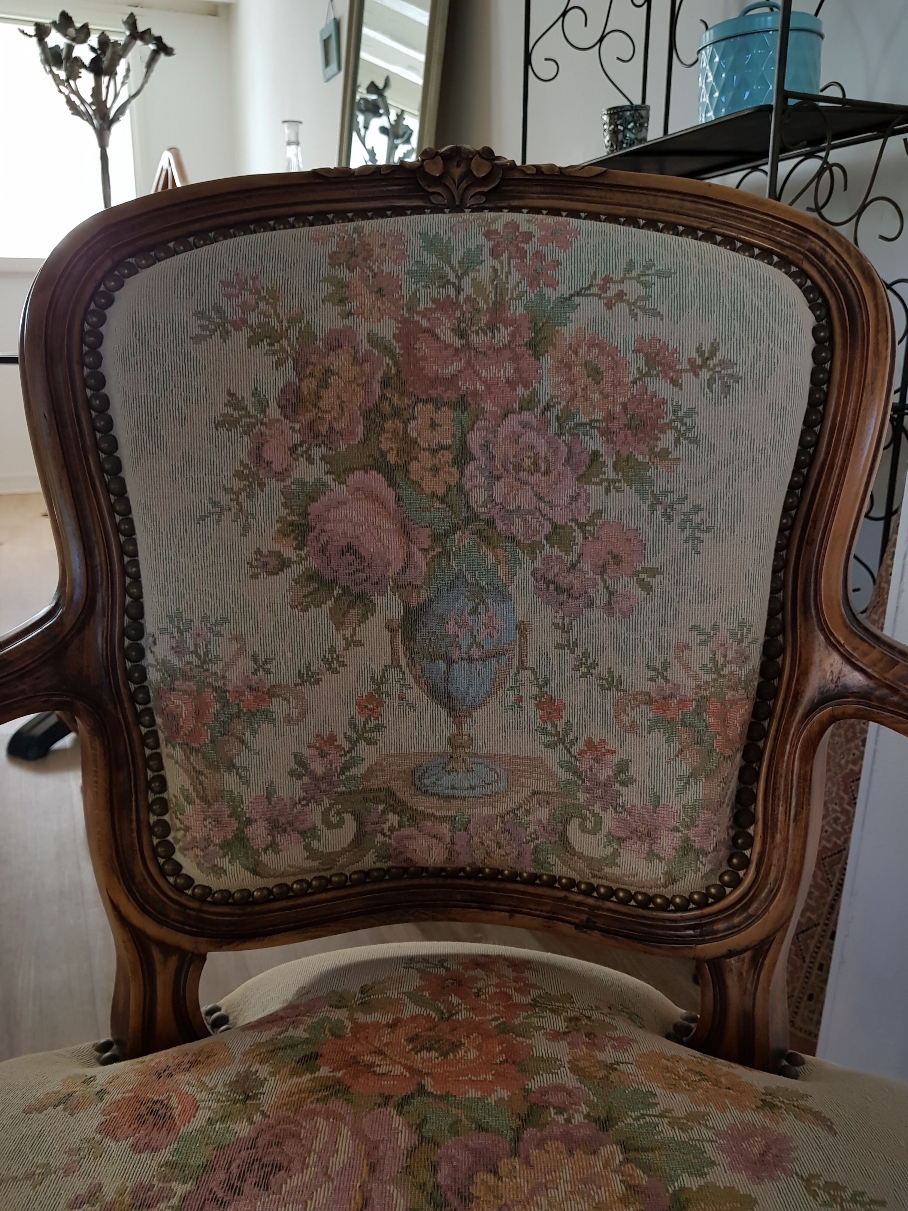 Fauteuil style Louis XV