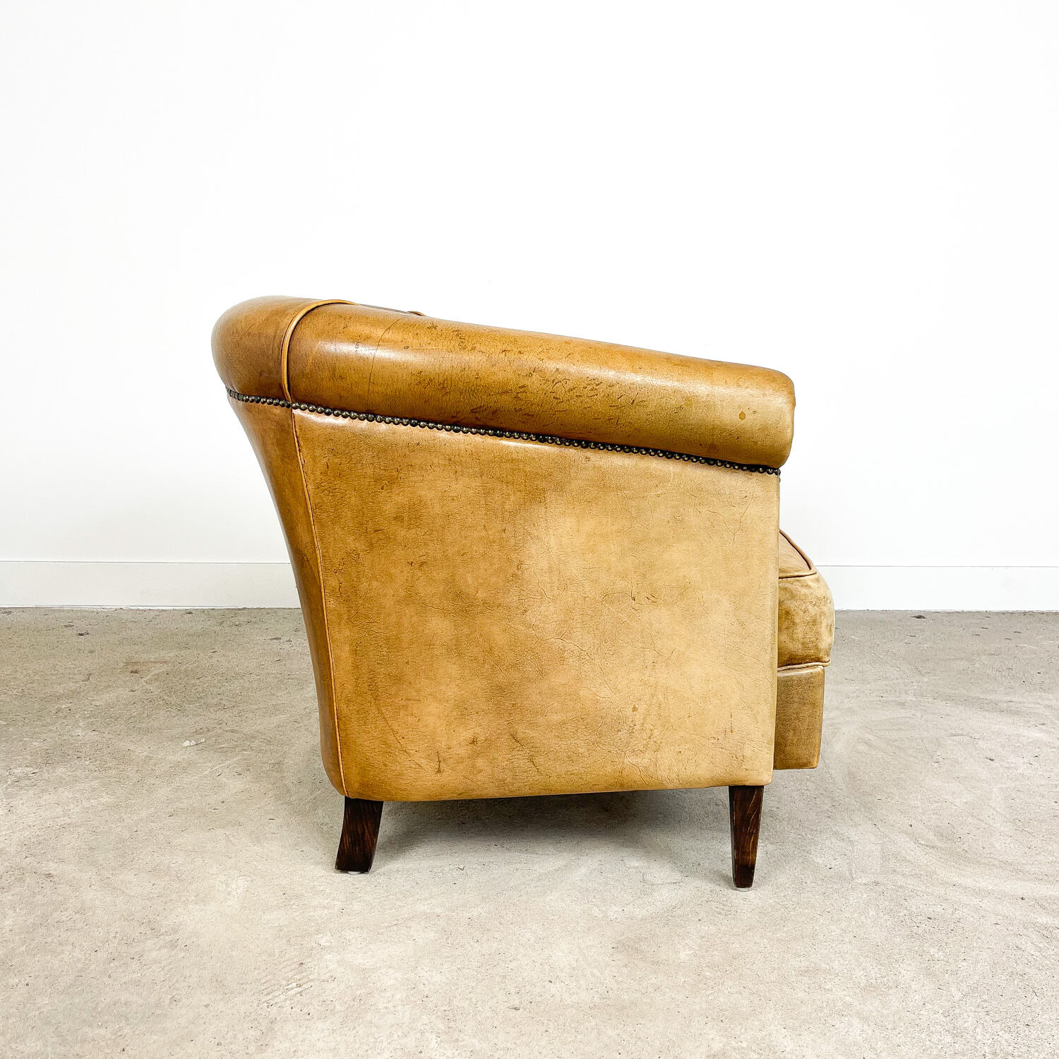 Sheep leather tub club chair