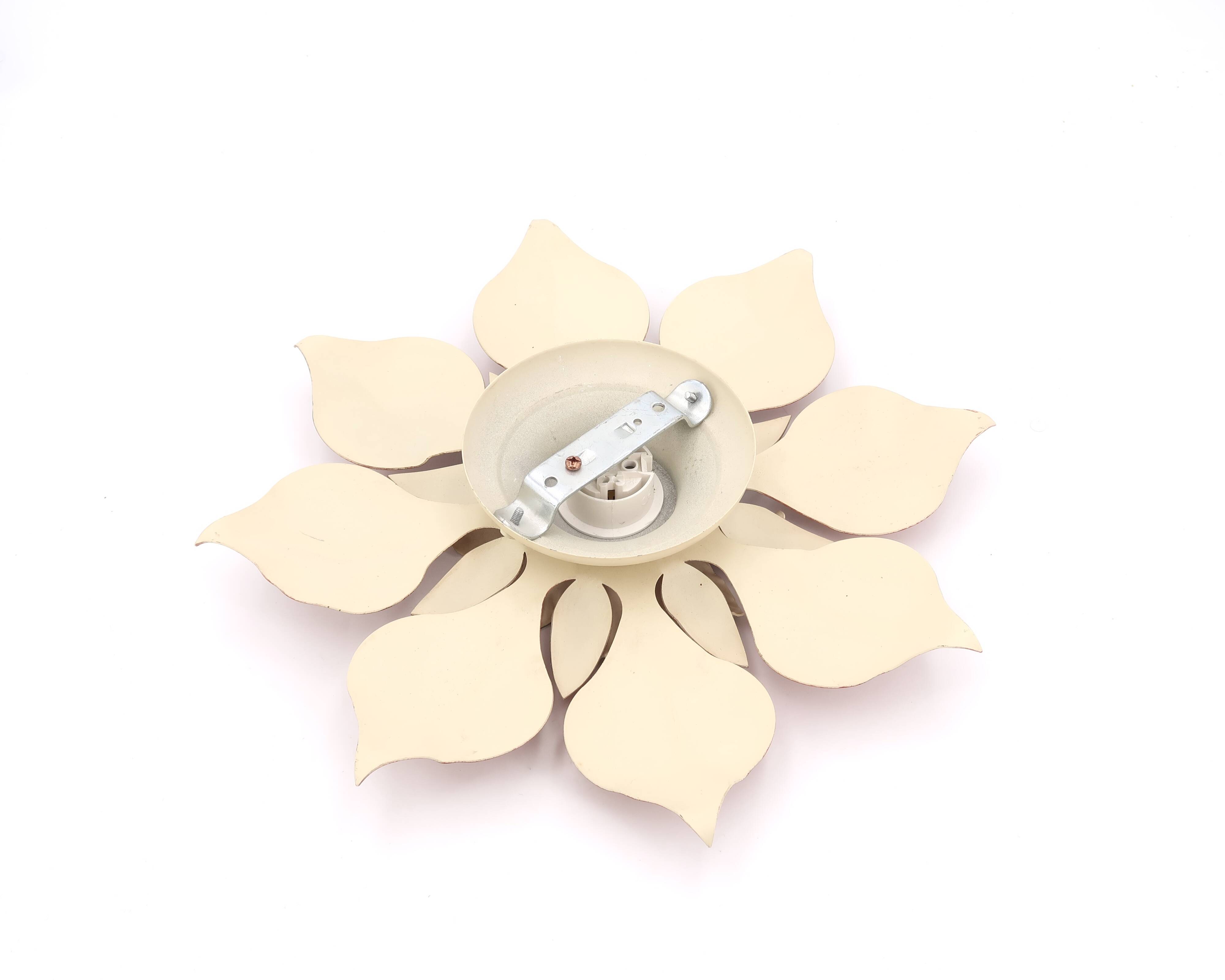 Flower wall or ceiling light in pink and beige metal, 80s