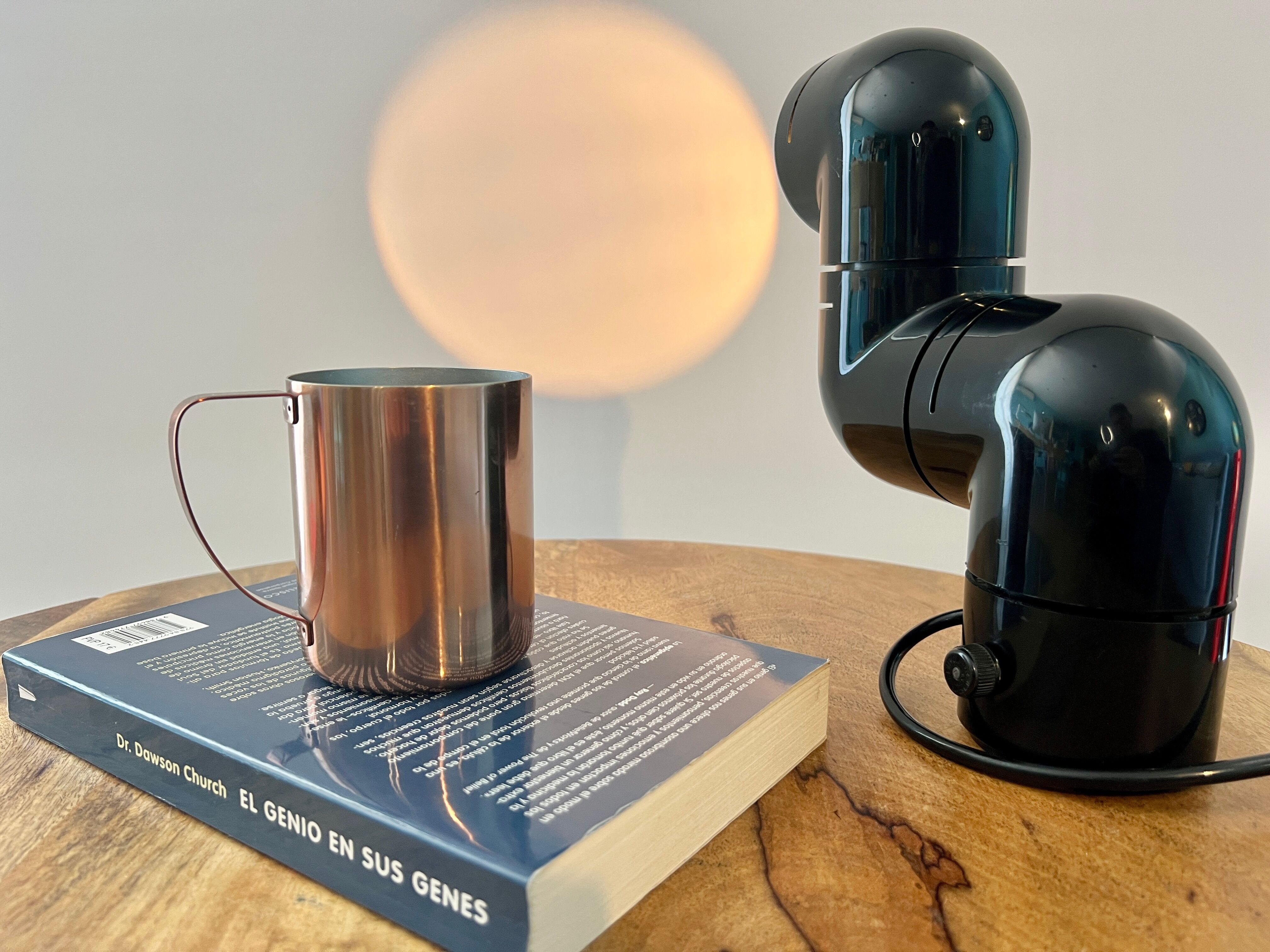 Lampe modèle Tatu par André Ricard, style années 70