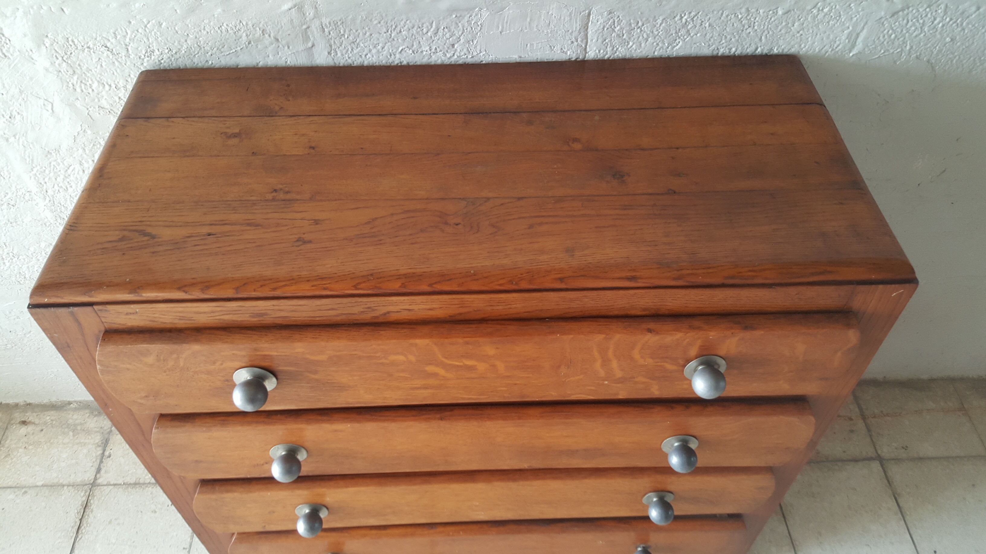 Art Deco chest of drawers