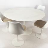 Tulip dining set by Eero Saarinen for Knoll, 1960