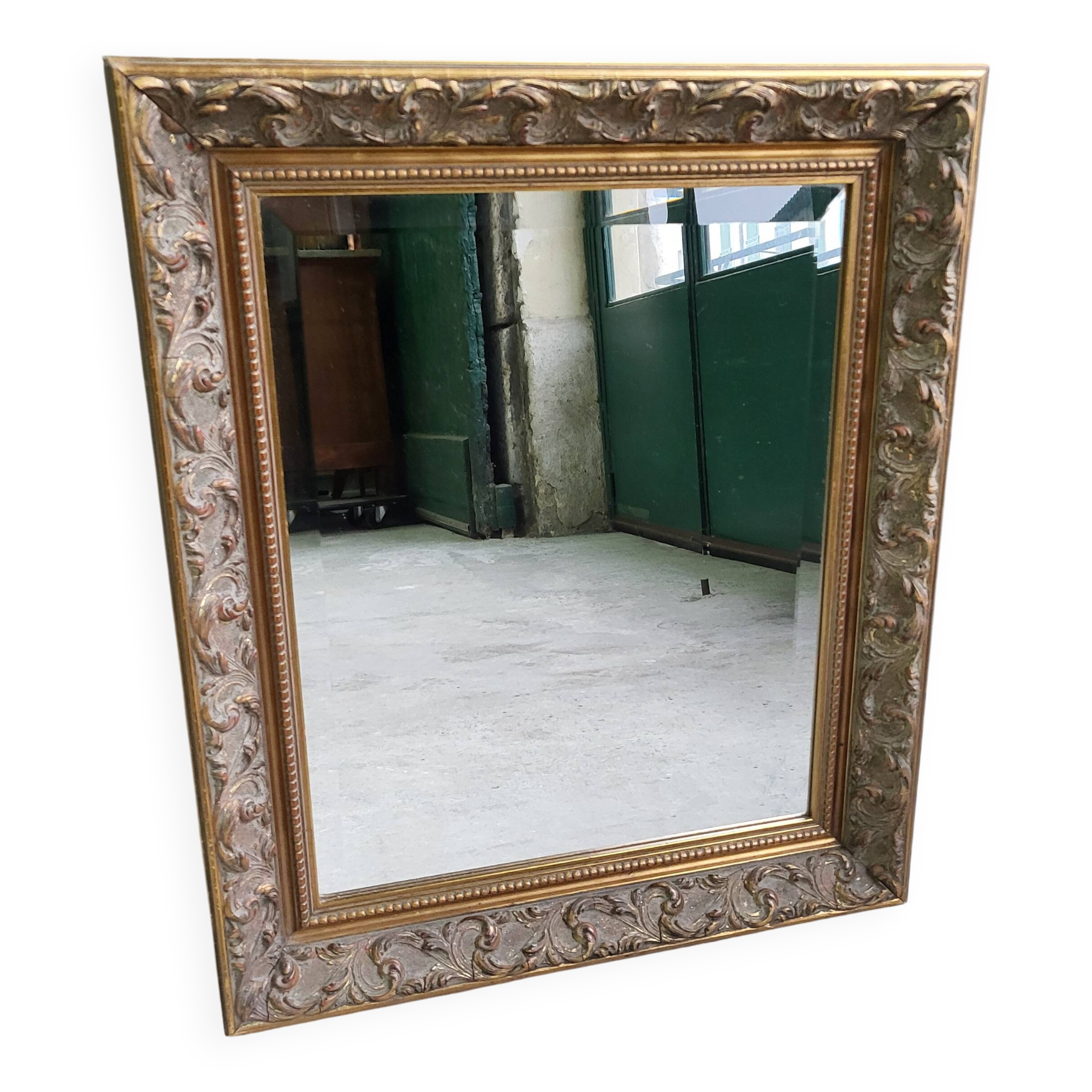 RECTANGULAR BEVELLED MIRROR