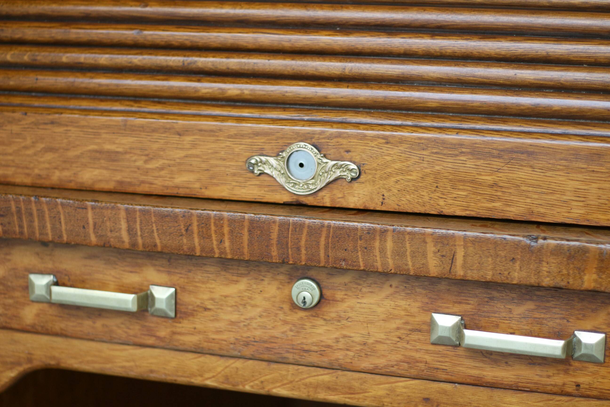 Exceptional: cosmos american desk (circa 1900). superb model.