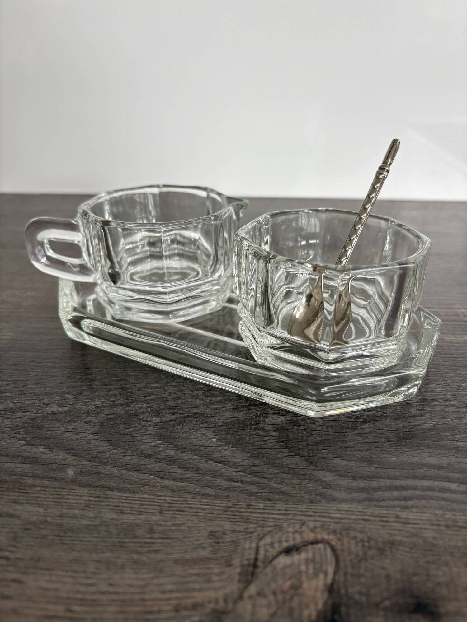 Art Deco Condiment Set in Moulded Crystal