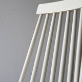 Set of 6 White Pinstolar Chairs