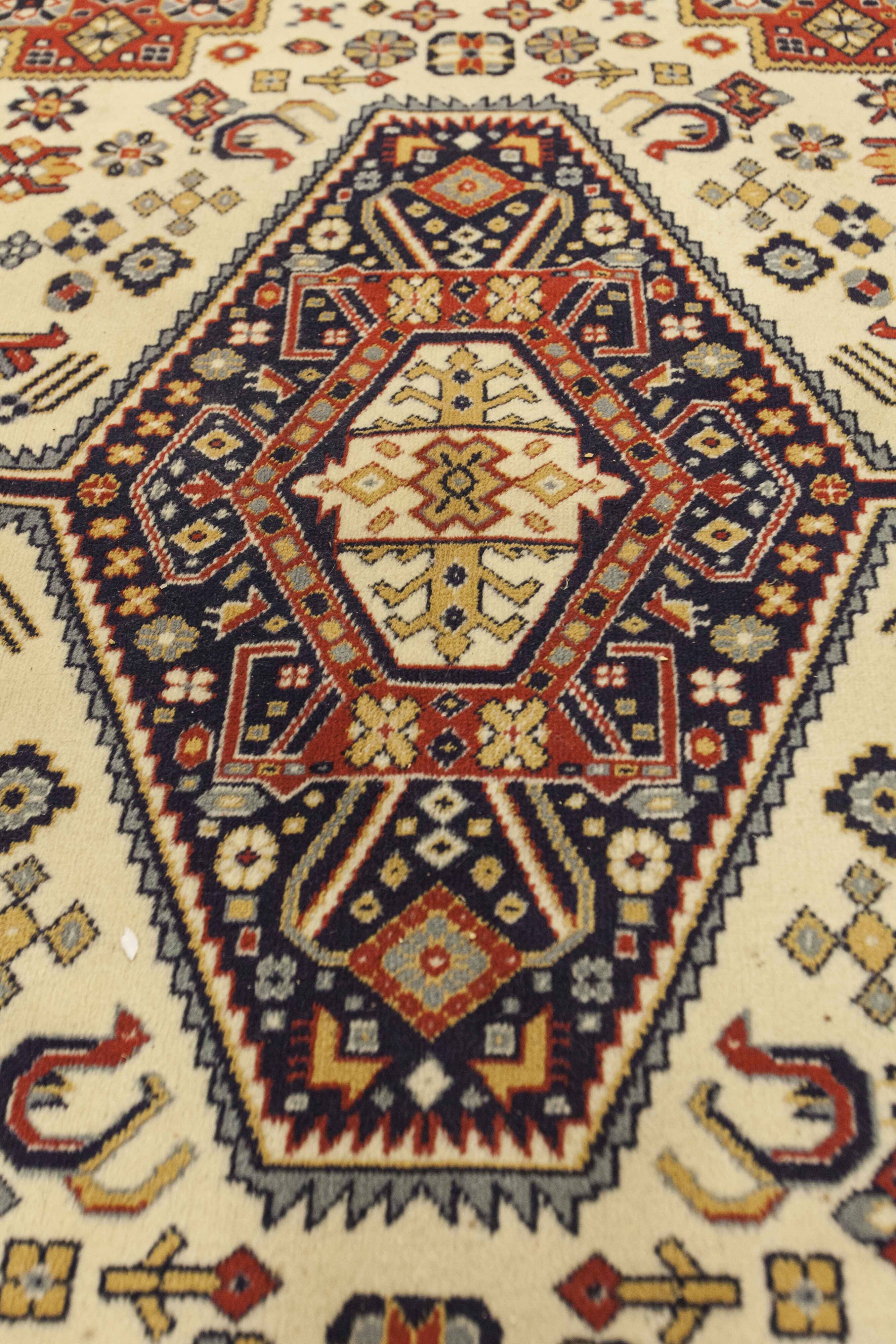 Apollo brand Persian rug, 100% virgin wool, Eulan Bayer Germany