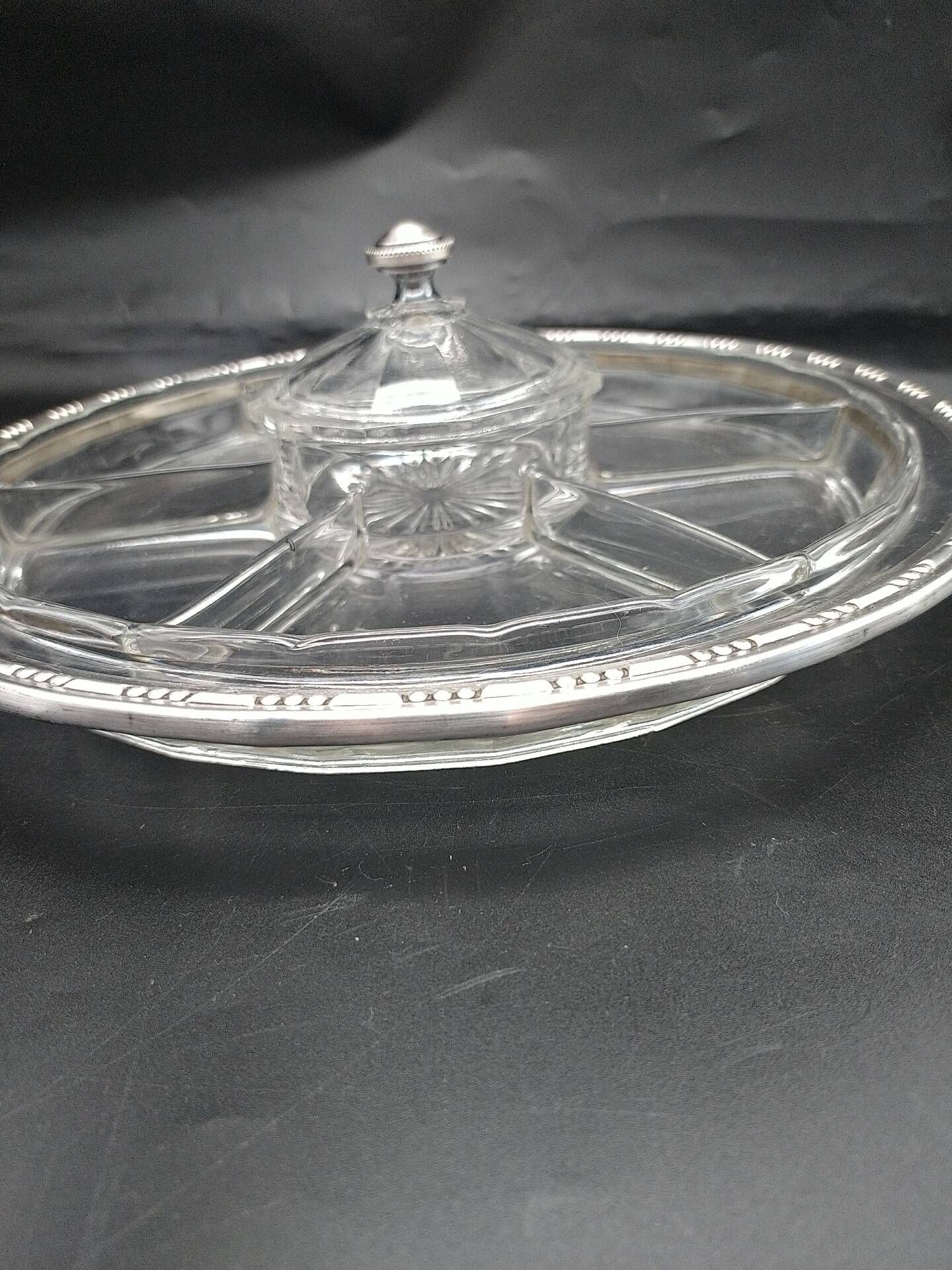 Art Deco servant in glass and solid silver.