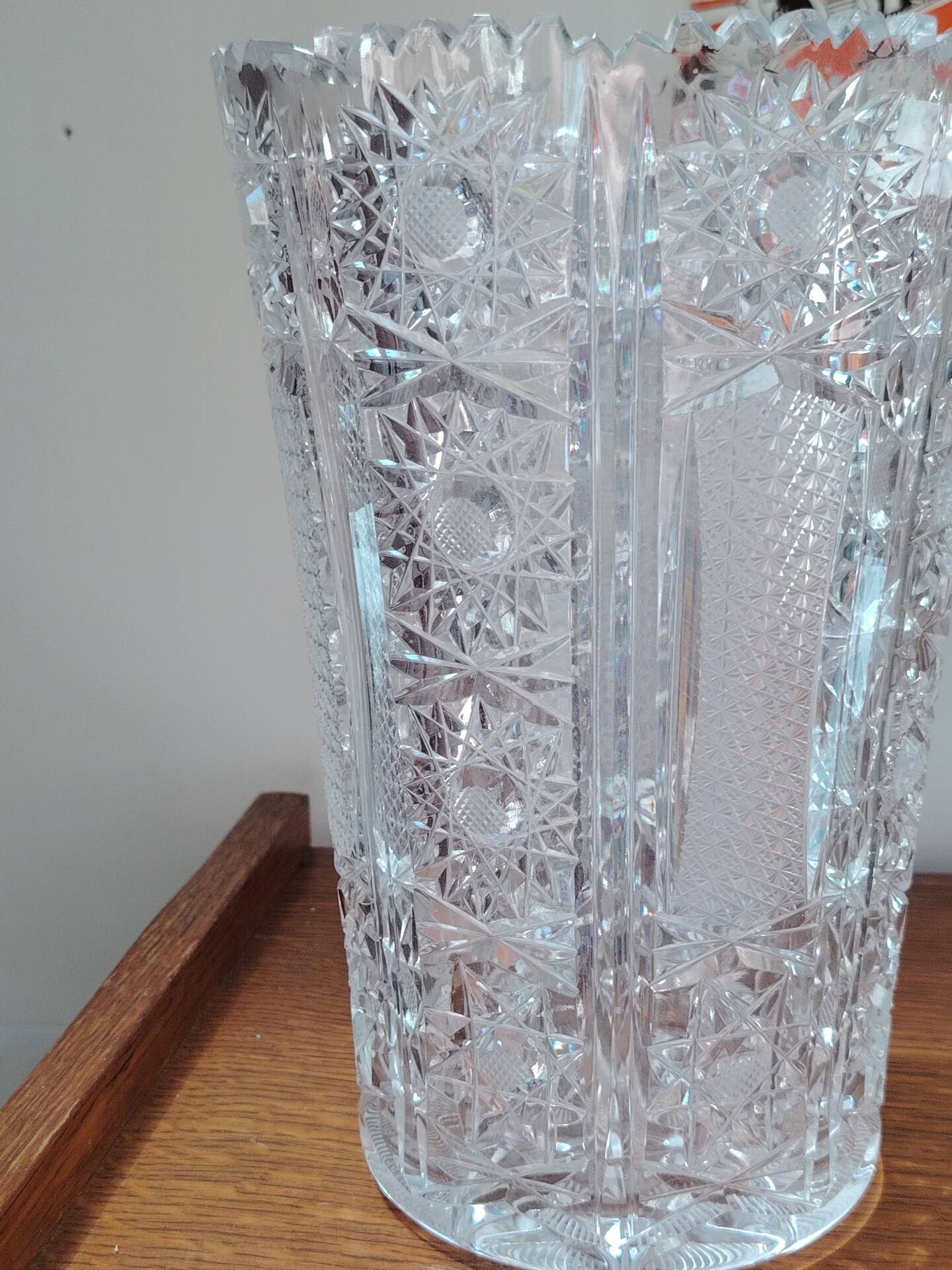 Vintage geometric cut crystal vase - 1970