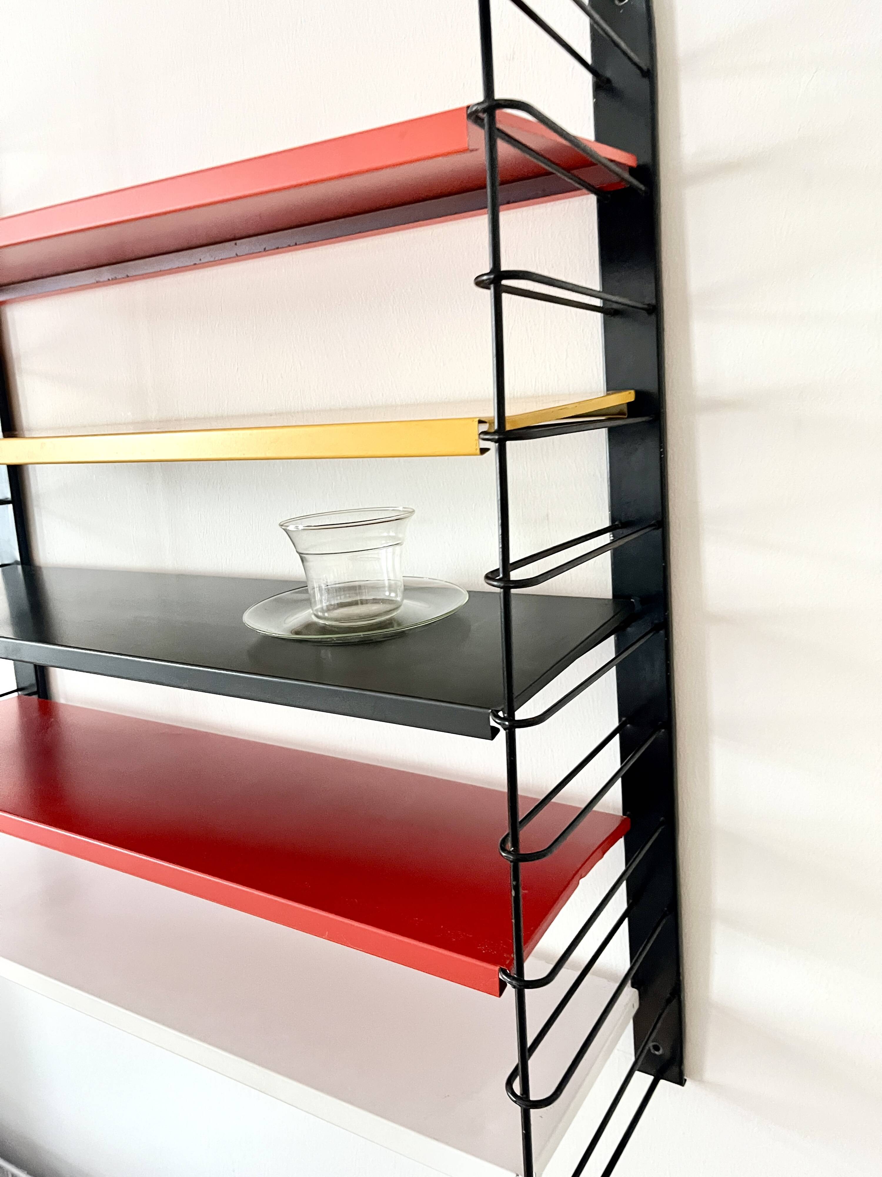 Étagère murale en métal Tomado De Stijl vintage originale (5 étagères), milieu du siècle