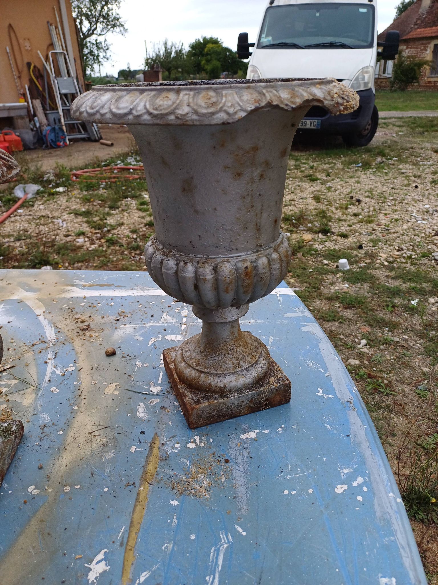 Lot of 6 Medici Cast Iron Vases from Charleville - Mézières 1900