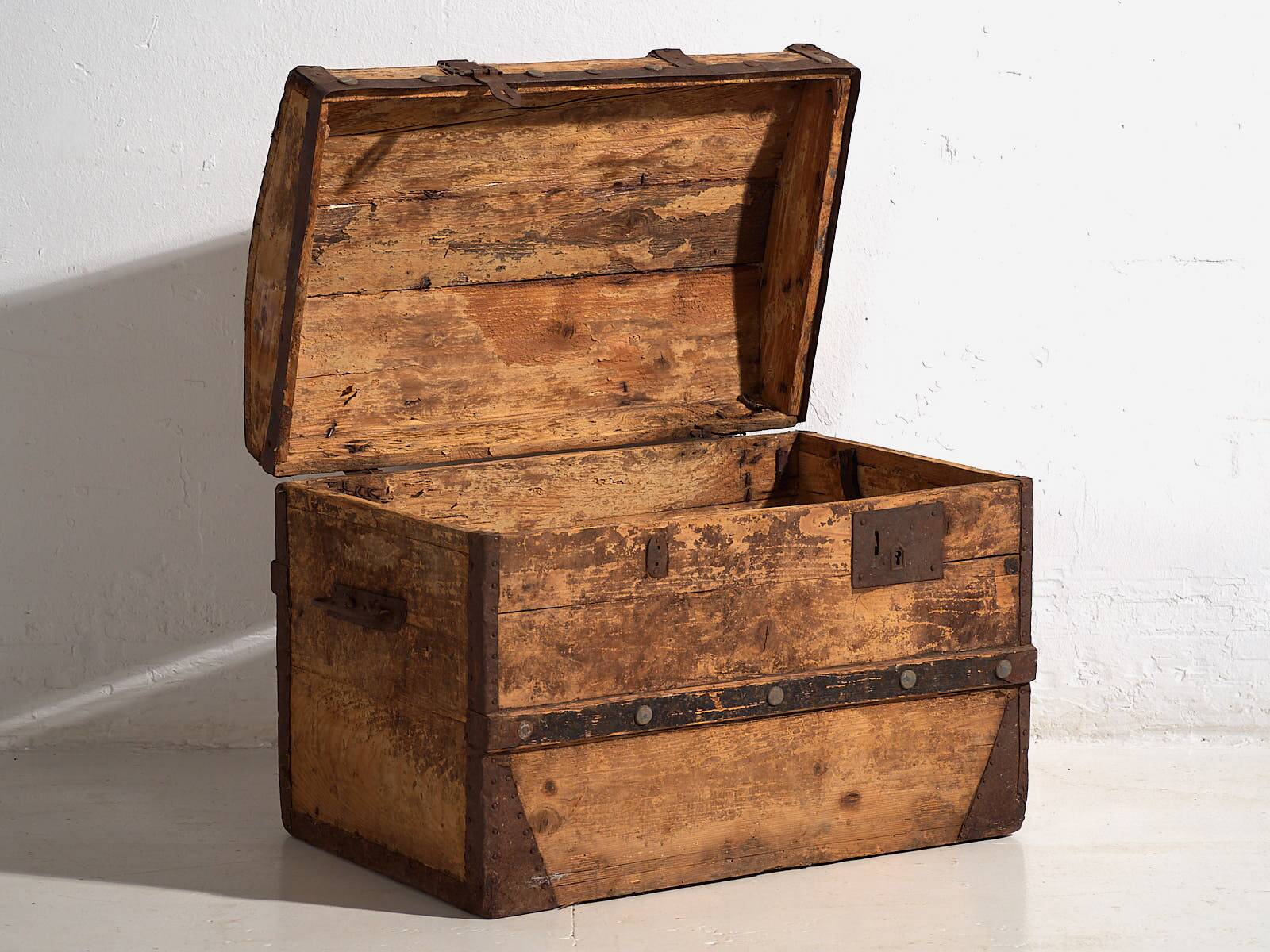 Antique washed wooden trunk, circa 1900