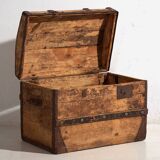 Malle ancienne en bois lavé, vers 1900