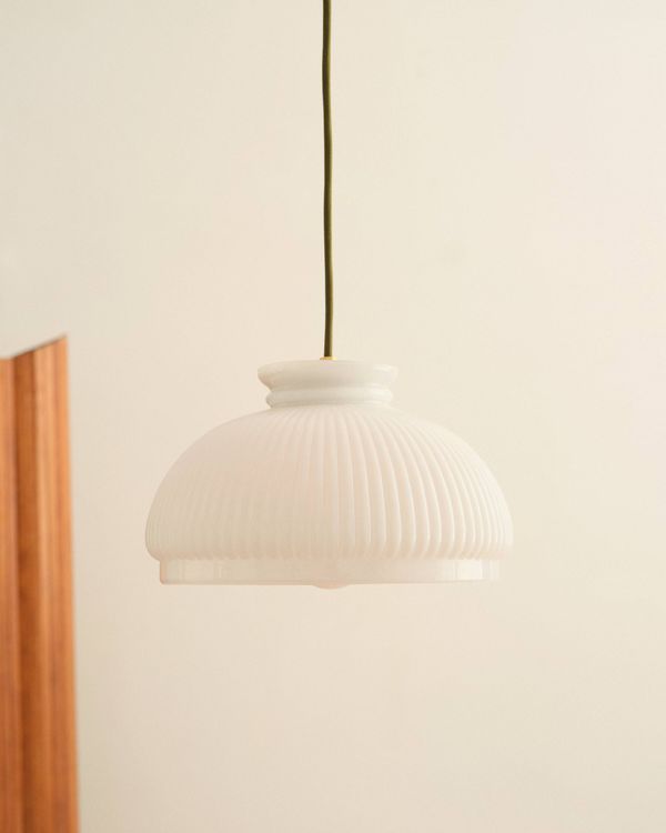 Suspension opaline blanche