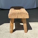 Side table in blond teak openwork tray