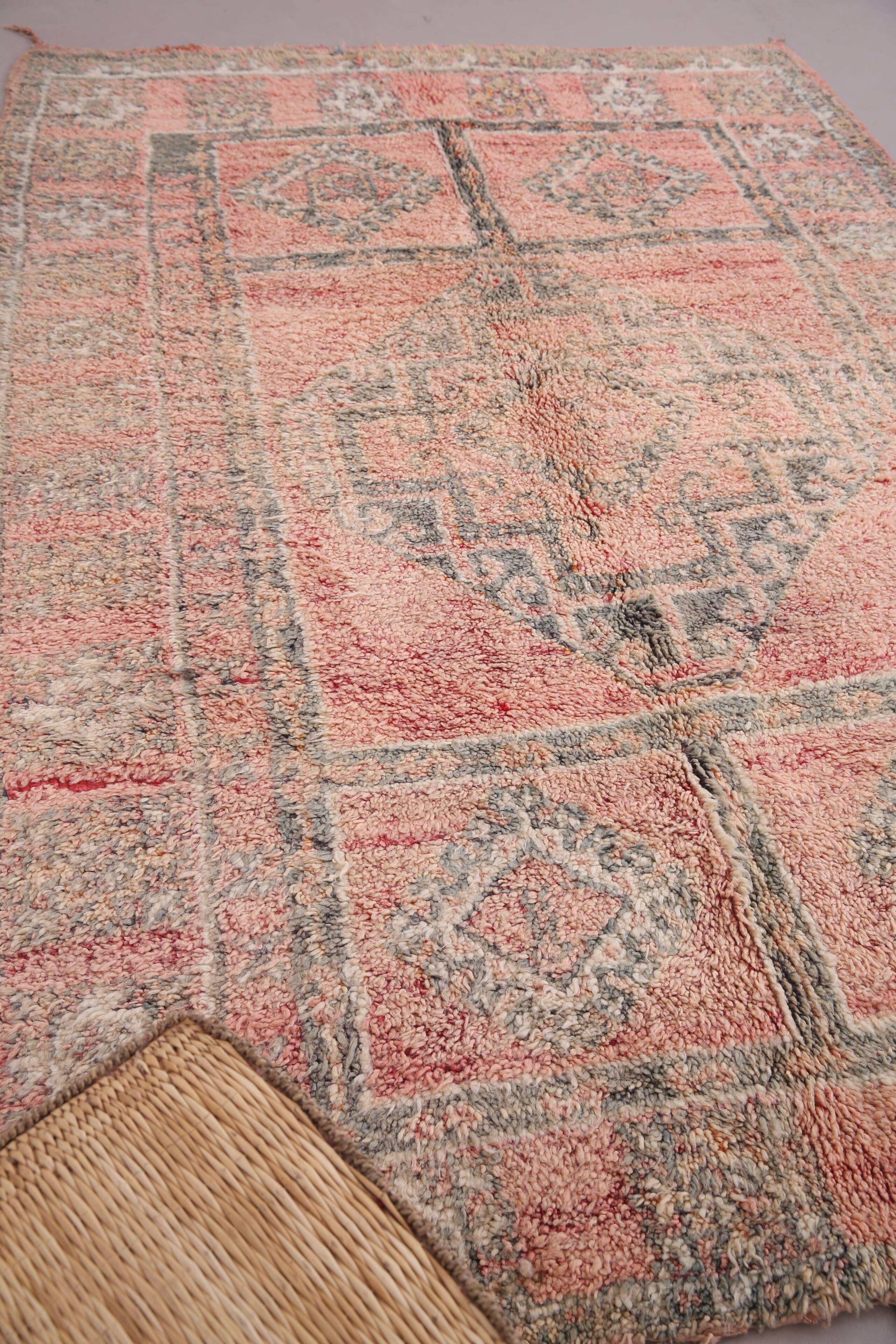 Vintage Boujaad Moroccan Rug 188 x 281 cm – Handmade All Wool Berber Carpet