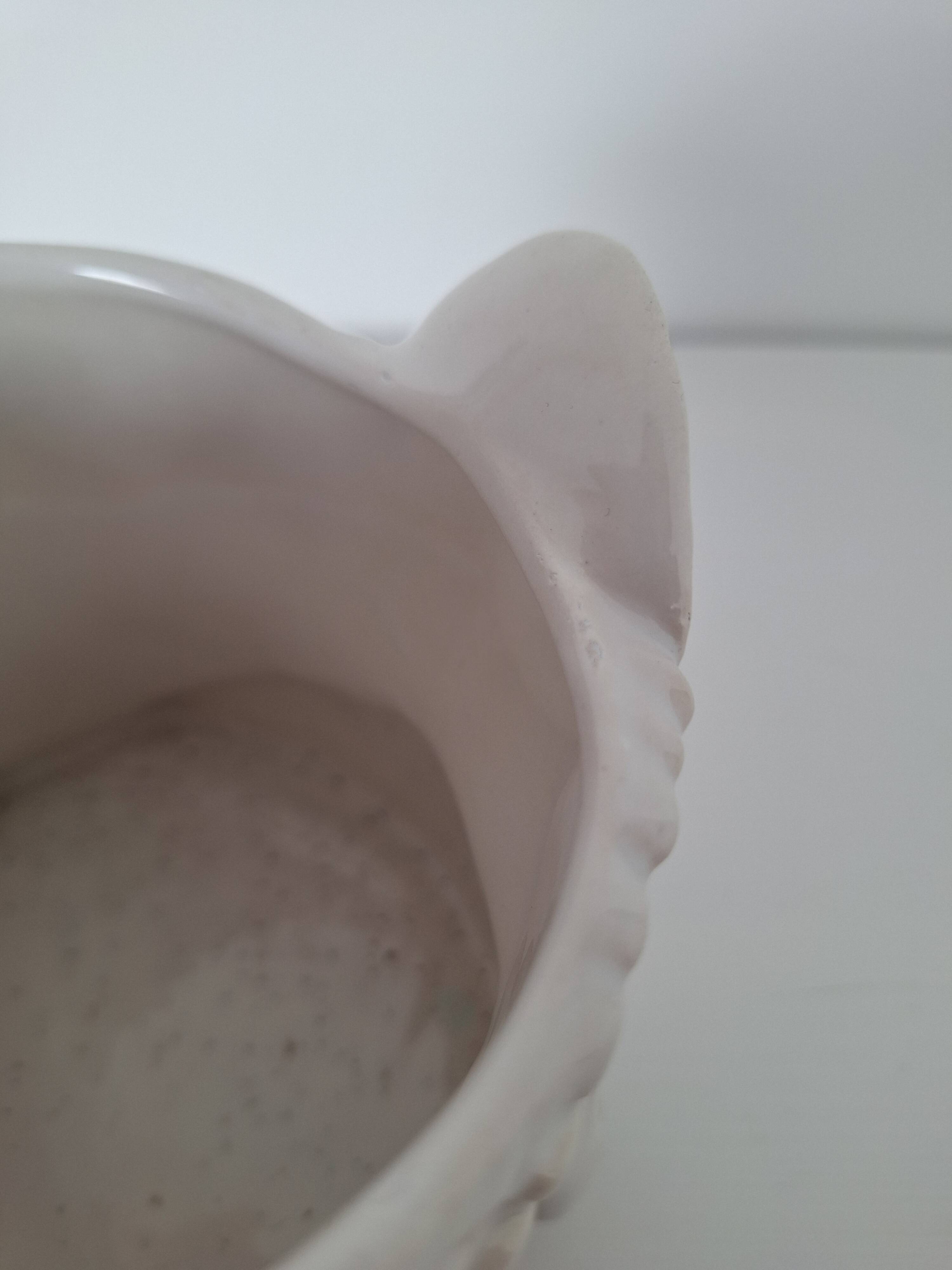 Vase / White owl planter