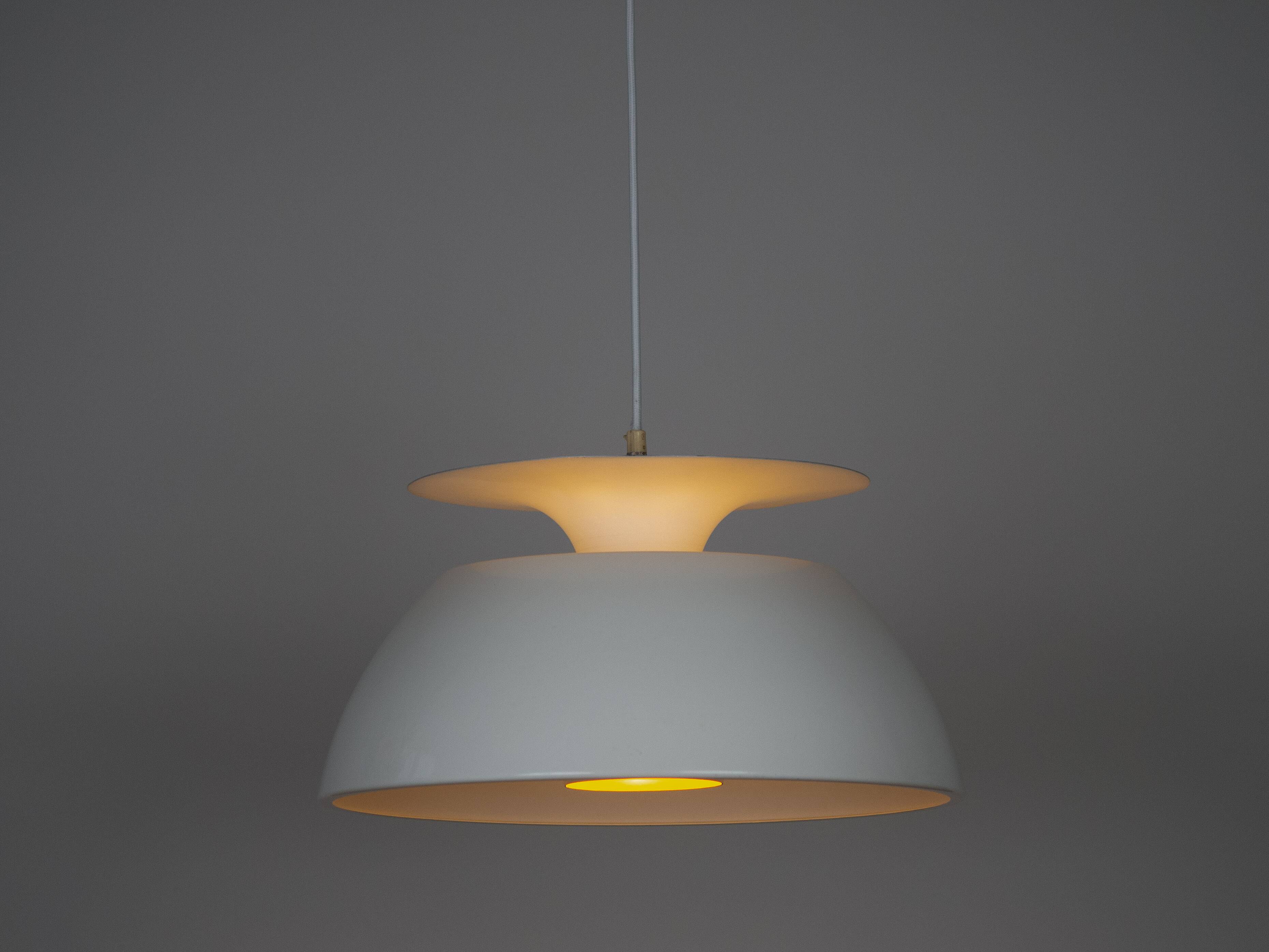 Lampe suspendue vintage danoise Jutlandia par Jorgen Hoj, Holmegaard, années 1970