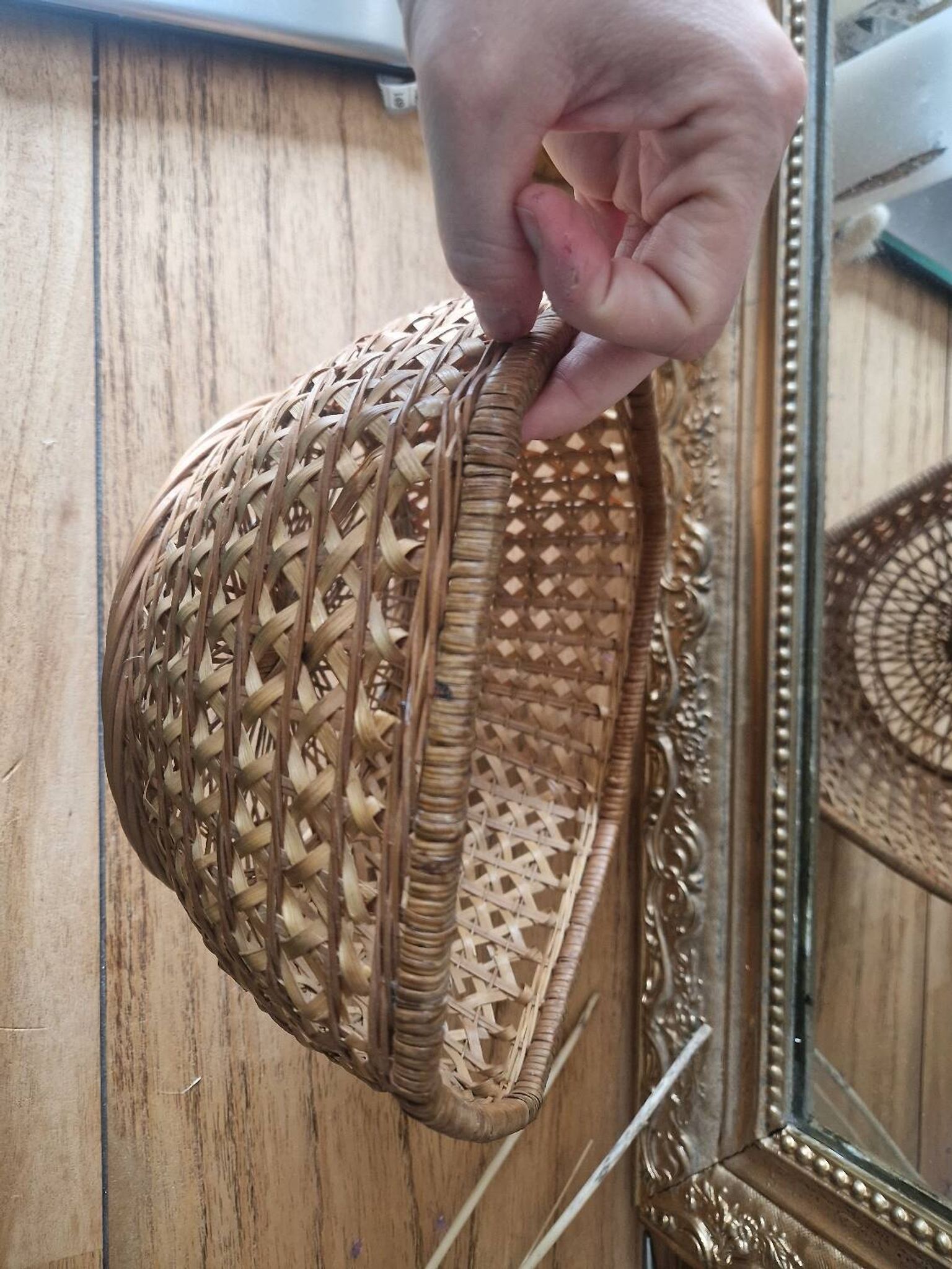 Panier ancien vintage esprit cannage