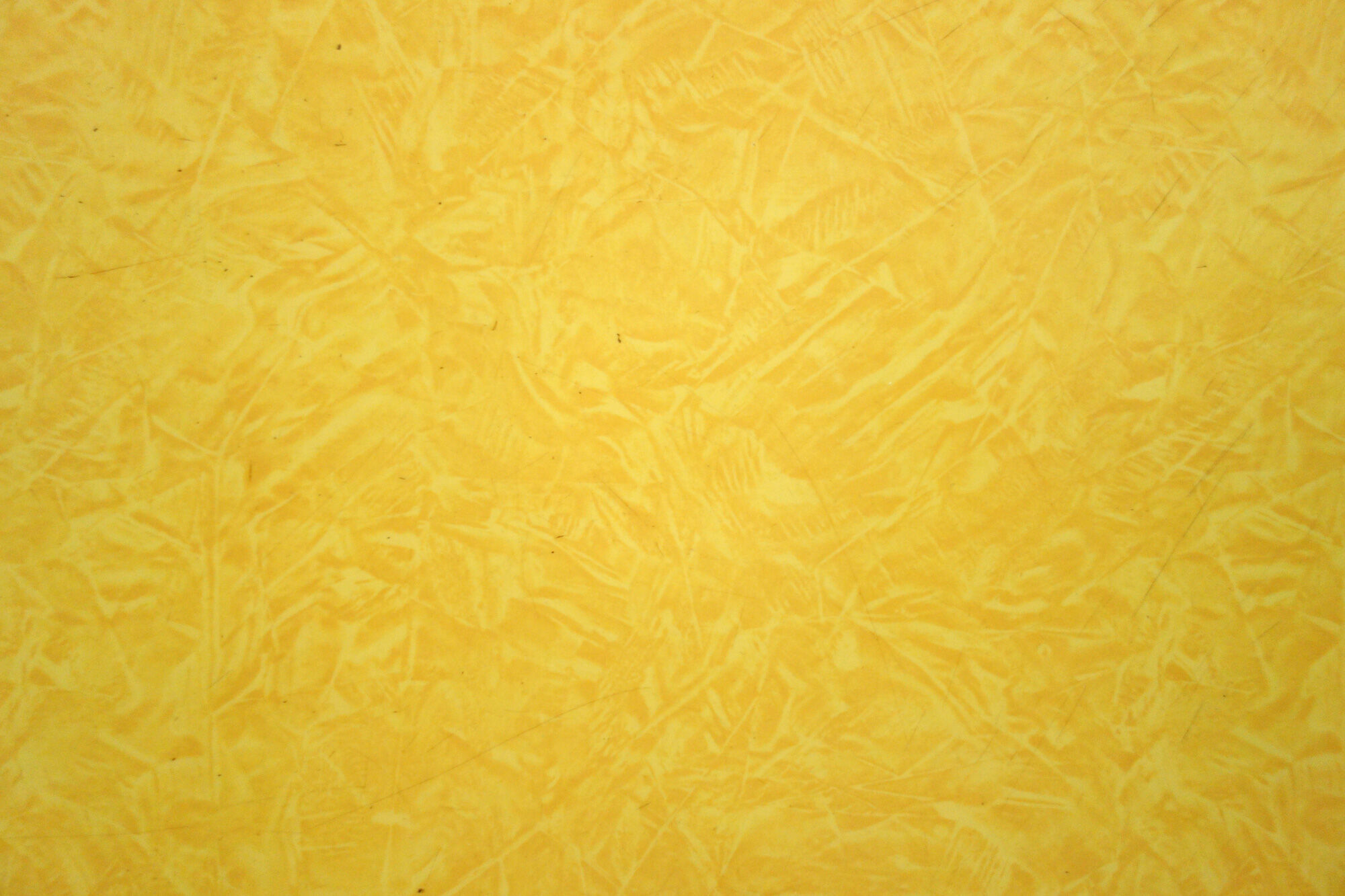 Table formica jaune et pieds bois années 50