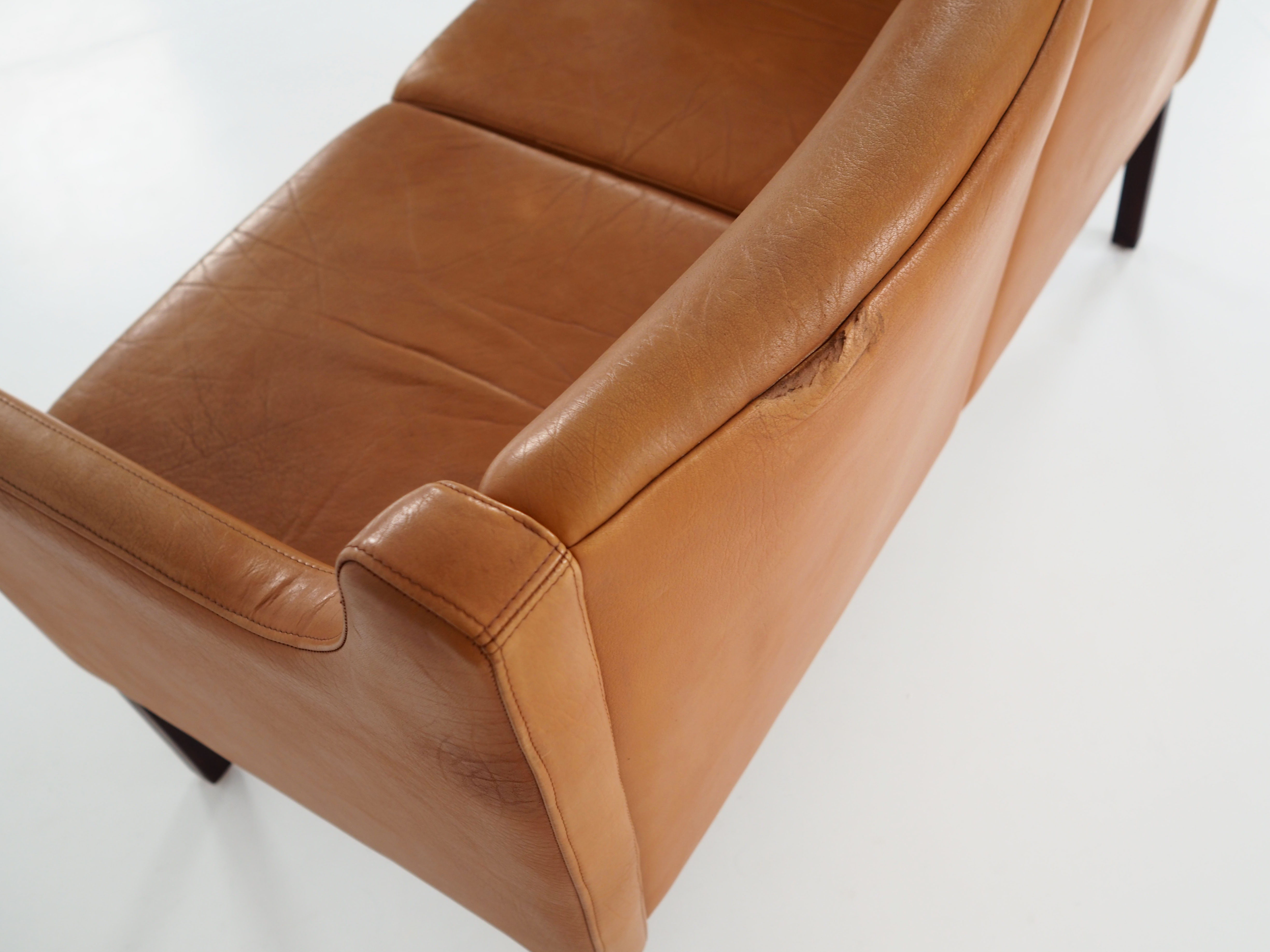 Leather two-seater sofa, 70s Scandinavian design