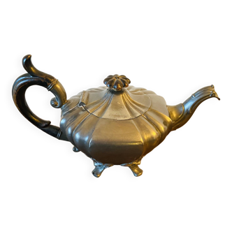 Old pewter teapot Dikson and Sohn 1467