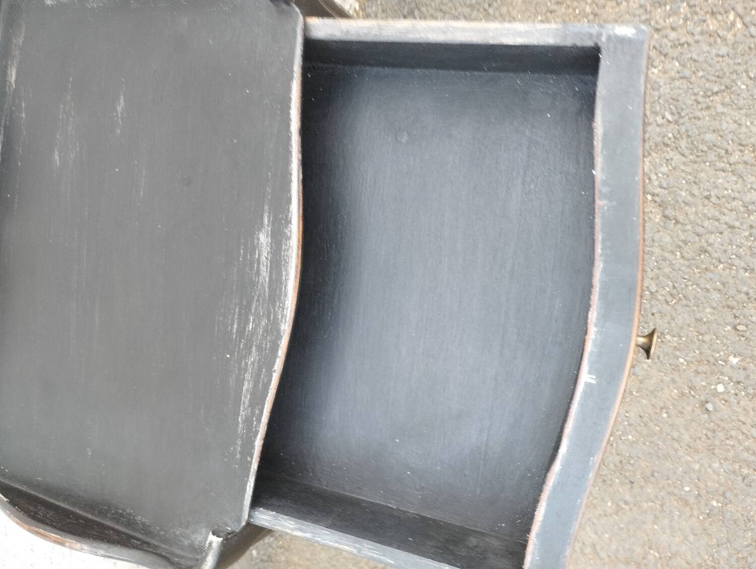 Black patinated 1-drawer bedside table