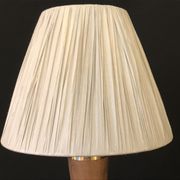 Vintage table lamp foot in wood and brass pleated lampshade 1960