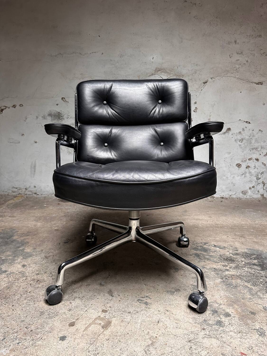 Vintage bureaustoel Herman Miller lobby chair
