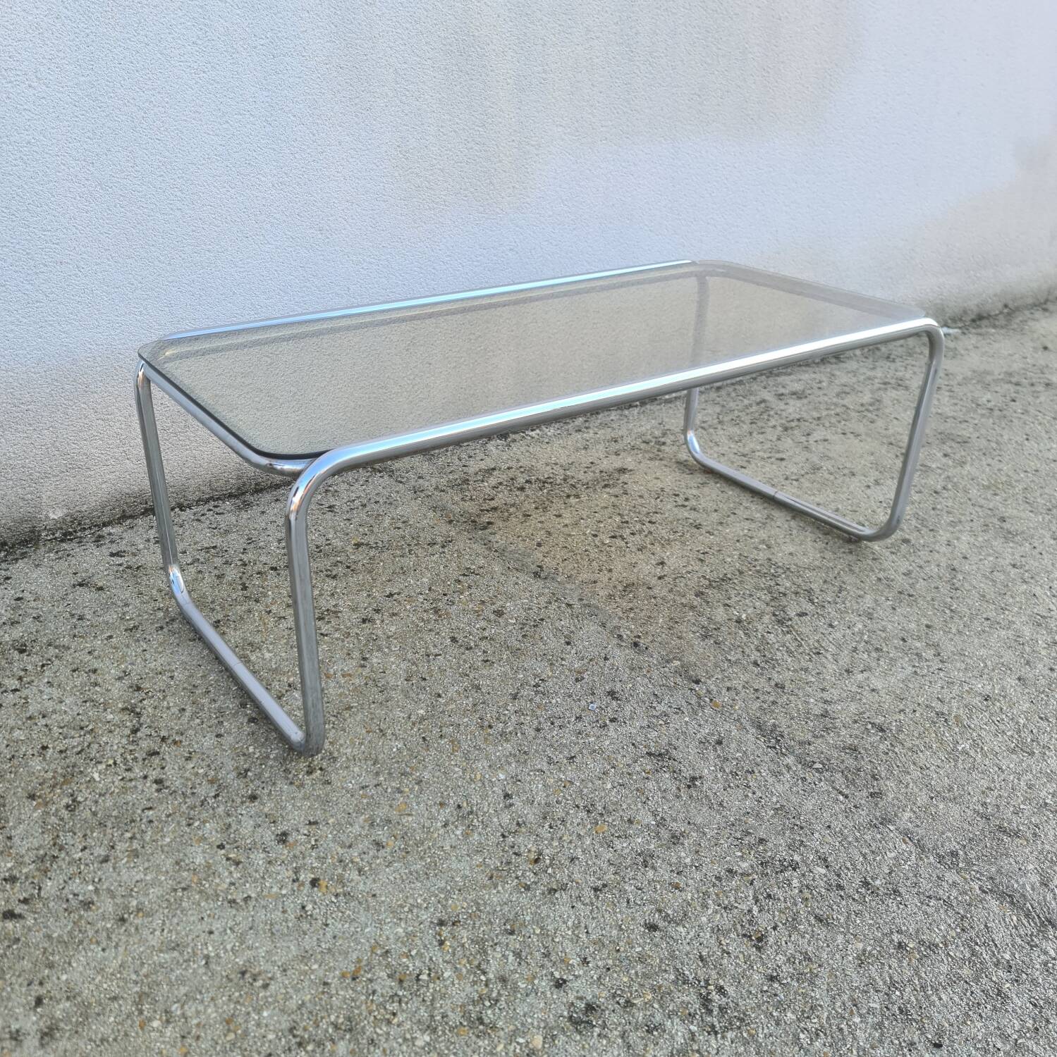 Bauhaus "laccio" style coffee table Marcel Breuer, glass and chrome tubular