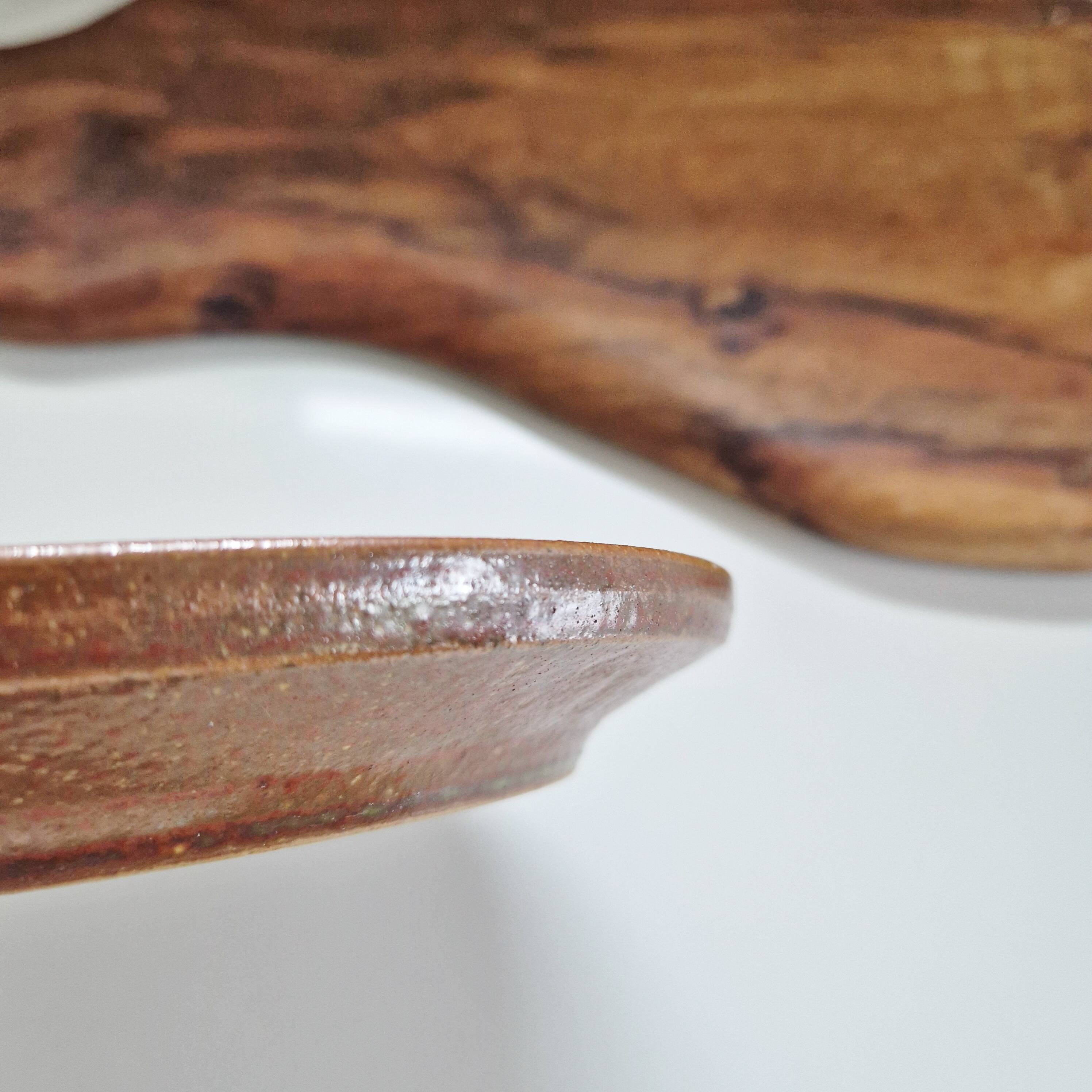 Keraluc quimper stoneware plate with pink flower motif, hand-decorated, 22 cm