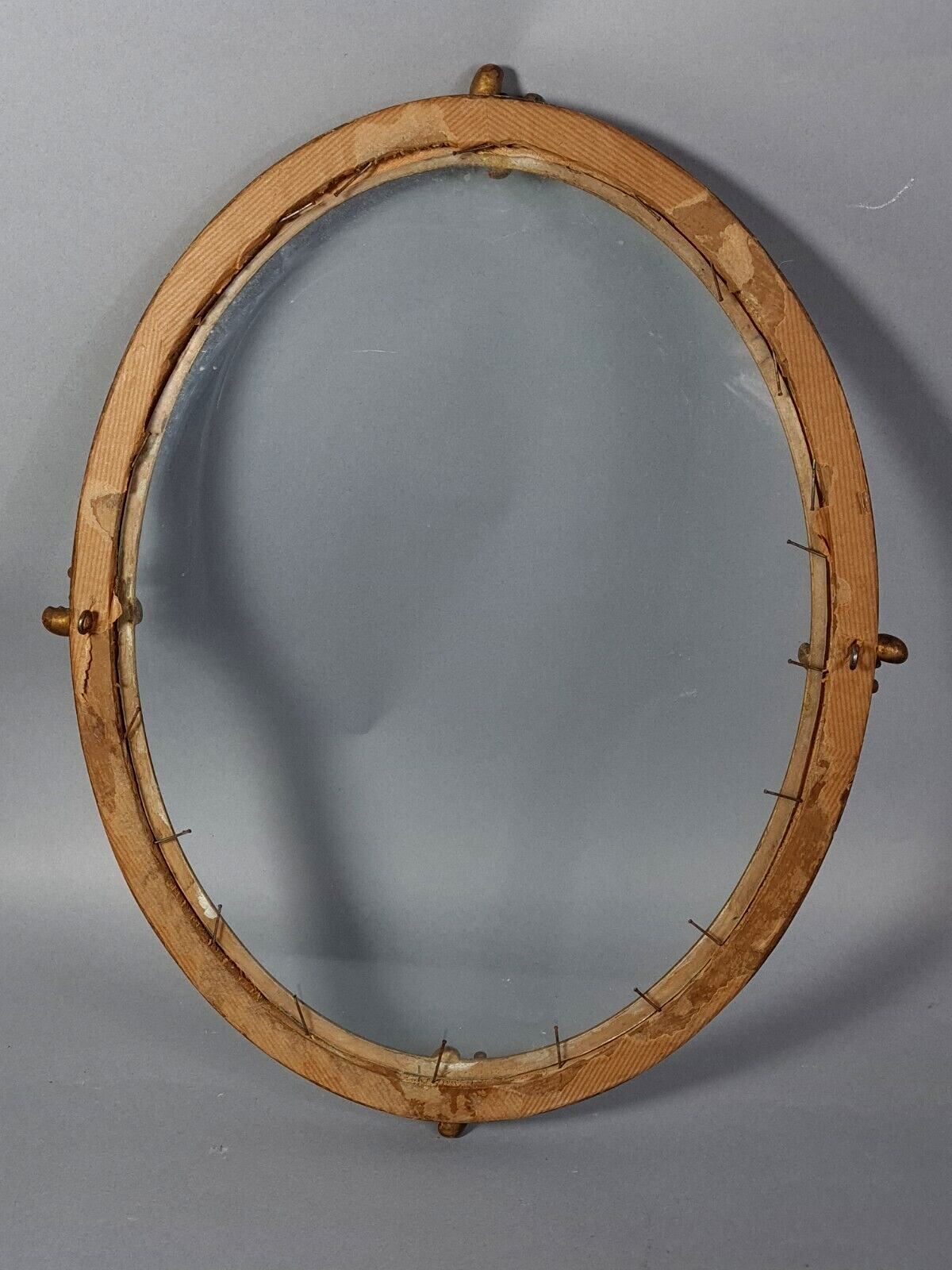 Old oval frame and glass foliage 40x30 cm wood stucco gilding gold leaf SB