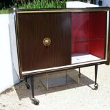 Meuble-bar sur roulettes