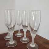 5 flutes